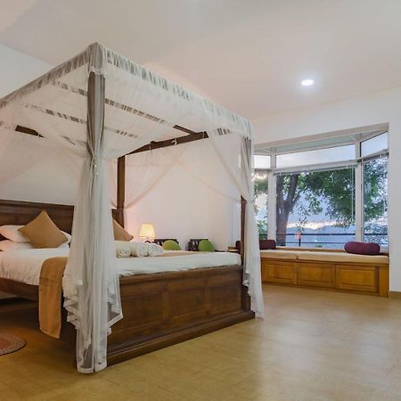Villa Mount Melody Kandy Exteriör bild