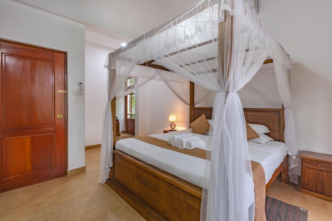 Villa Mount Melody Kandy Exteriör bild