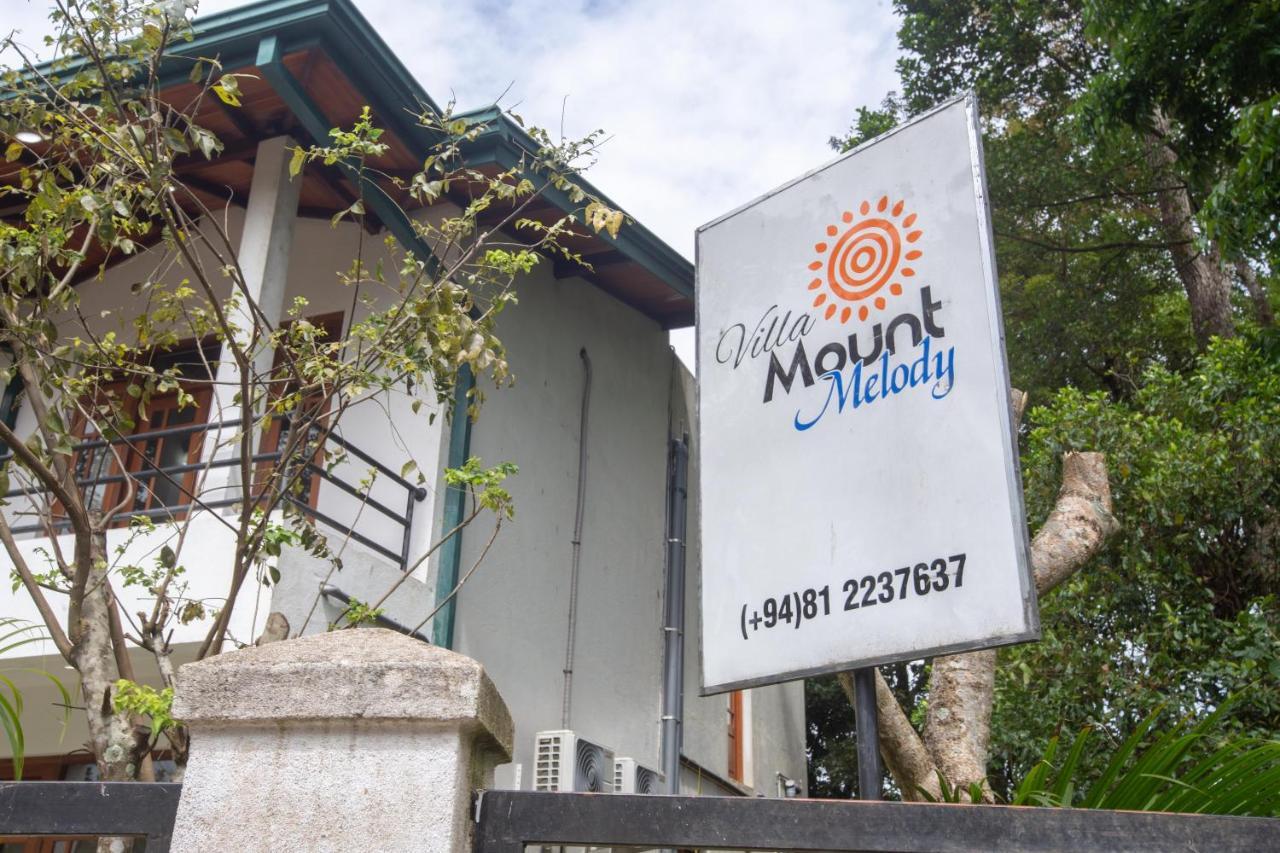 Villa Mount Melody Kandy Exteriör bild